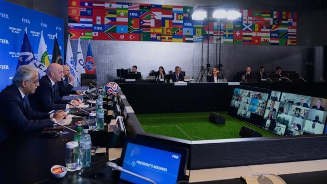 开云官方网站-国际足联分饼大会：新世俱杯32队瓜分10亿美元！