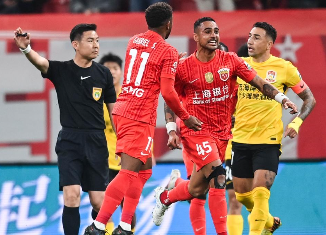 开云体育平台在哪里注册-4-1!武磊梅开二度,中超卫冕冠军首胜,郑智又输了:遭遇两连败