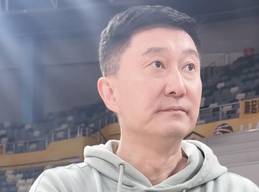 开云体育APP官网-杜锋:人员不整打广厦要全力去拼,并不知道有签新外援的事情